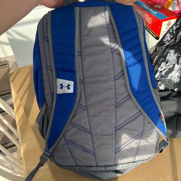 Under Armour Backpack - Picture 2 of 2